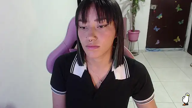 littleangel1 m online show from April 23, 2026, 8:44 pm