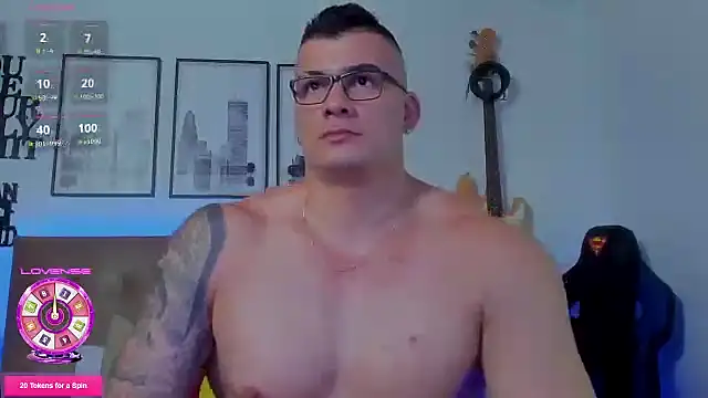 seancarreraa online show from September 26, 2025, 3:43 am