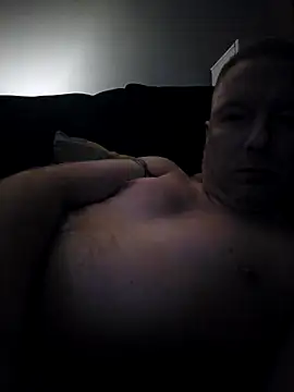 walker1979 online show from April 24, 2026, 10:12 pm