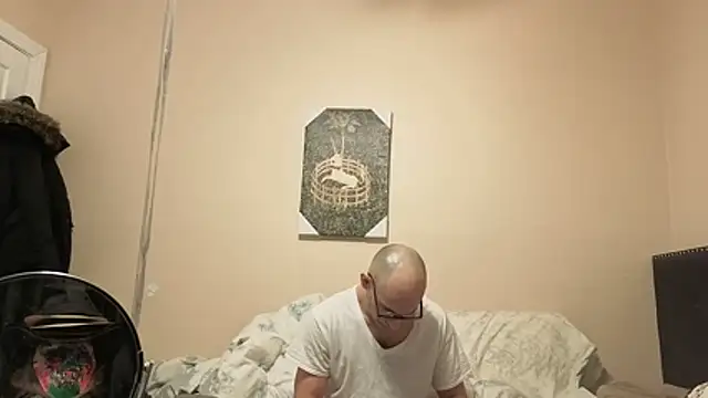 hailzeffn online show from February 11, 2026, 7:52 pm