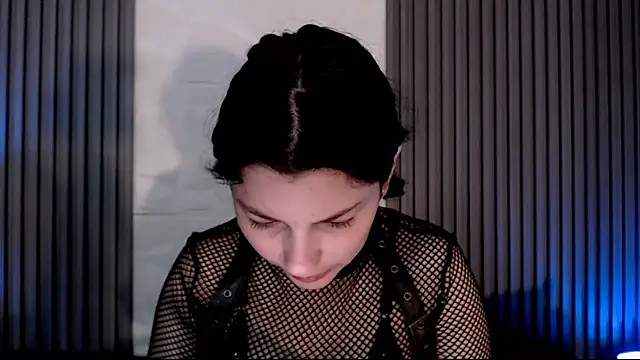 sophy rock online show from September 16, 2025, 2:51 pm