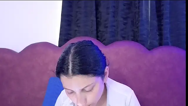 sophy rock online show from April 13, 2026, 7:19 pm