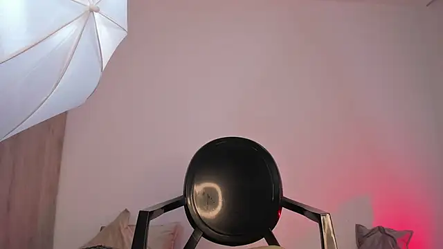  miamadison online show from February 20, 2025, 11:53 am