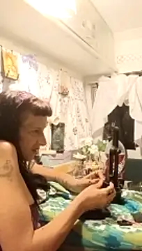 whitetrashdirtyslut online show from March 22, 2026, 1:31 am