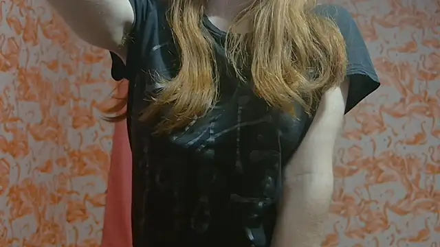 strawberrysmoothie online show from February 9, 2025, 2:06 am