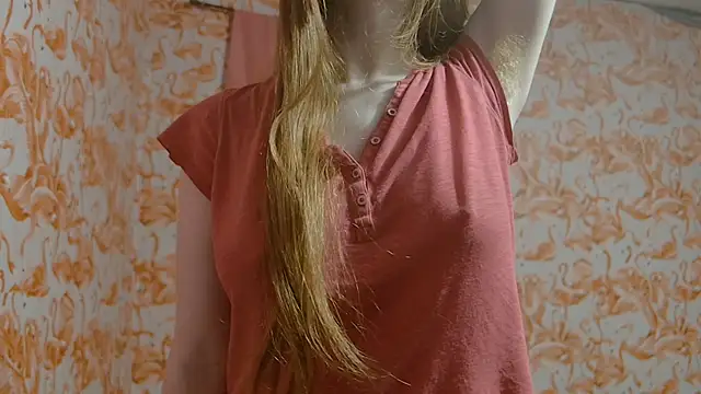 strawberrysmoothie online show from March 28, 2026, 12:32 am