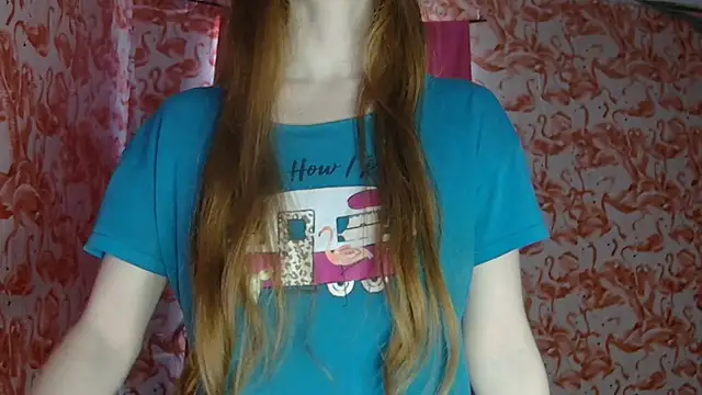 strawberrysmoothie online show from April 9, 2026, 7:30 pm