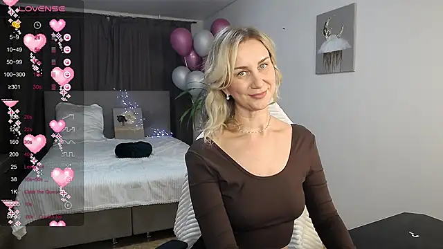 Vanessa Nowak online show from February 25, 2025, 4:21 pm