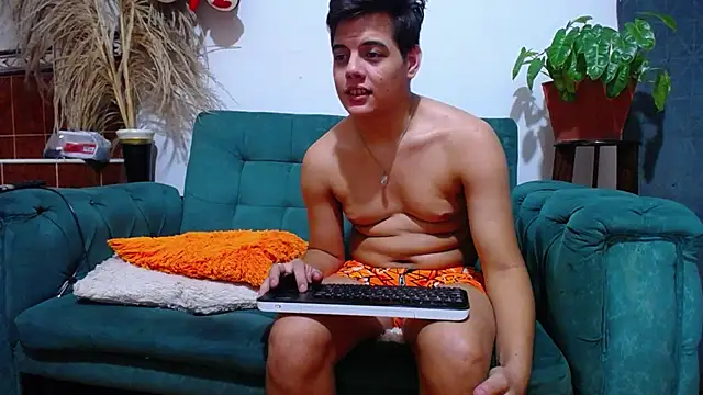 Leon hot X online show from March 1, 2025, 10:45 am