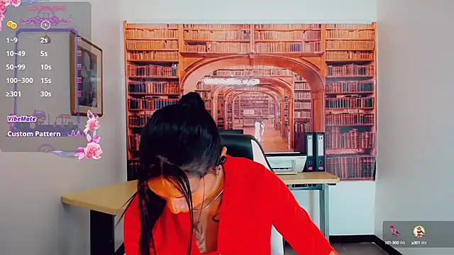 khiara moretti online show from February 21, 2025, 1:44 am