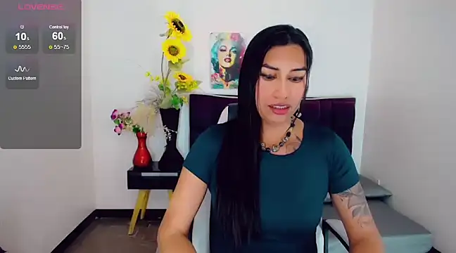 khiara moretti online show from March 22, 2025, 5:41 pm