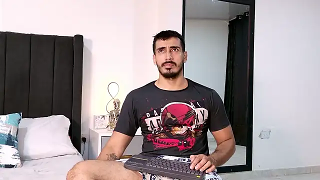 muscle ares online show from January 11, 2026, 11:21 pm