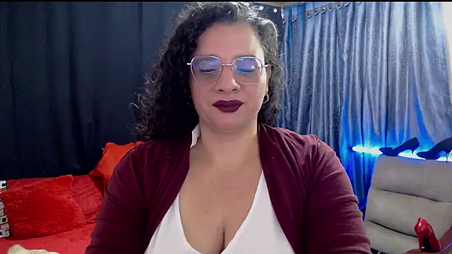 Aleja Gonzales online show from July 15, 2026, 11:37 am