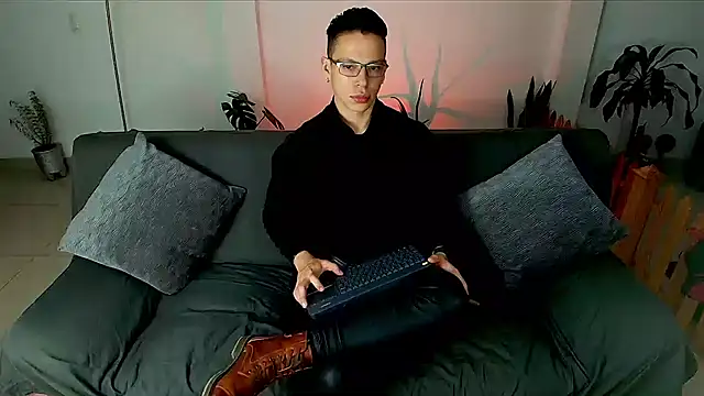 Baxter Dex online show from February 11, 2025, 4:01 am