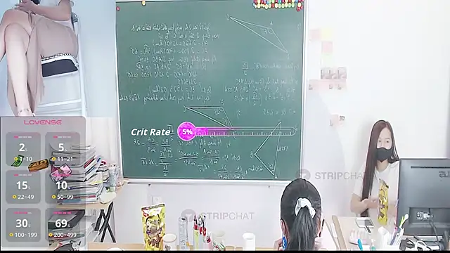 Snapshot of _Math_ chatting on November 17, 2025, 10:37 pm Math online show from November 17, 2025, 10:37 pm