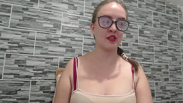 Venus Santana online show from December 19, 2024, 9:49 pm