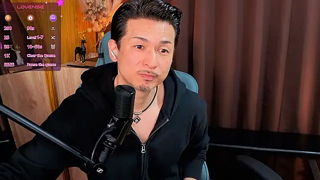 HARU-outdoor-x online show from November 14, 2025, 2:38 pm