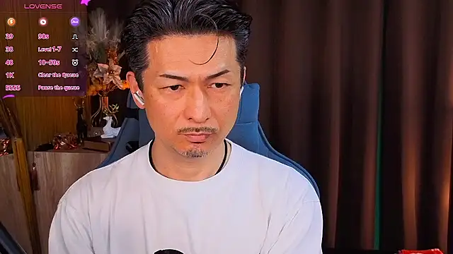 HARU-outdoor-x online show from March 11, 2026, 2:56 pm