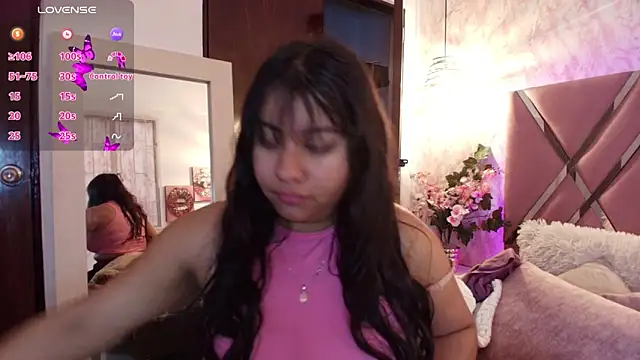 Miaa Smiith1 online show from February 28, 2025, 12:09 pm