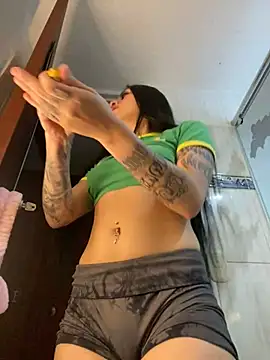 Bunny sexy01 online show from January 28, 2025, 2:32 am