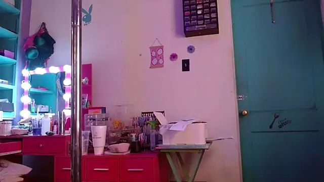 watermellonpussy online show from February 27, 2026, 5:57 pm