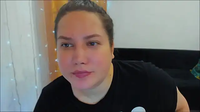  madalexa  online show from October 15, 2025, 7:47 pm