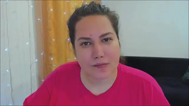  madalexa  online show from November 10, 2025, 12:15 pm