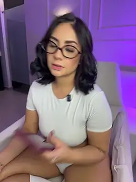 Snapshot of GabriellaFerrer chatting on June 5, 2026, 12:28 am GabriellaFerrer online show from June 5, 2026, 12:28 am