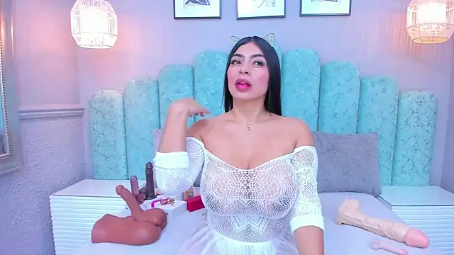 Sara Vanegas online show from March 5, 2025, 3:29 pm