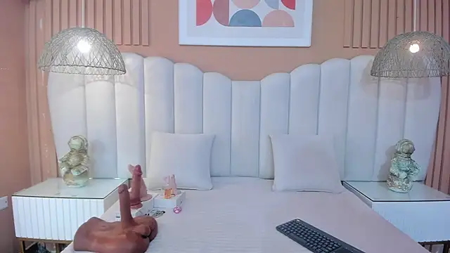 Sara Vanegas online show from March 4, 2026, 11:49 am