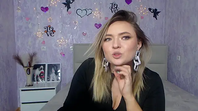 SallyVerda online show from February 9, 2025, 4:36 am