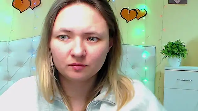 SallyVerda online show from February 15, 2025, 3:52 am