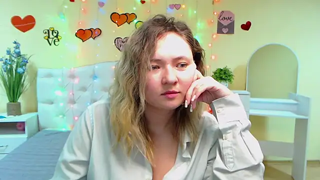 SallyVerda online show from February 27, 2025, 9:36 pm