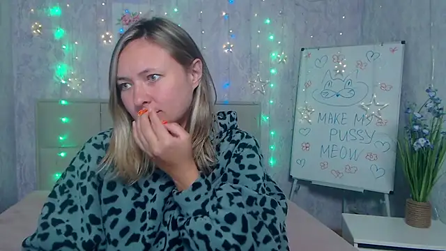 SallyVerda online show from October 2, 2025, 6:15 pm