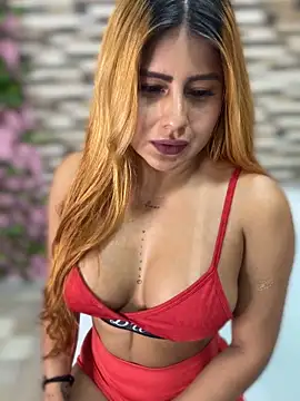 Amber Martins  online show from September 9, 2025, 6:29 pm