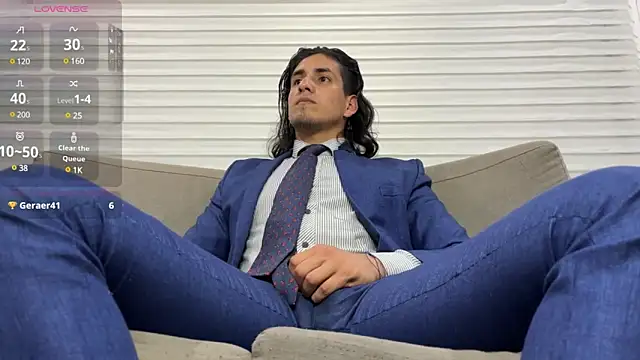 Tom blunt96 online show from February 13, 2025, 2:45 am