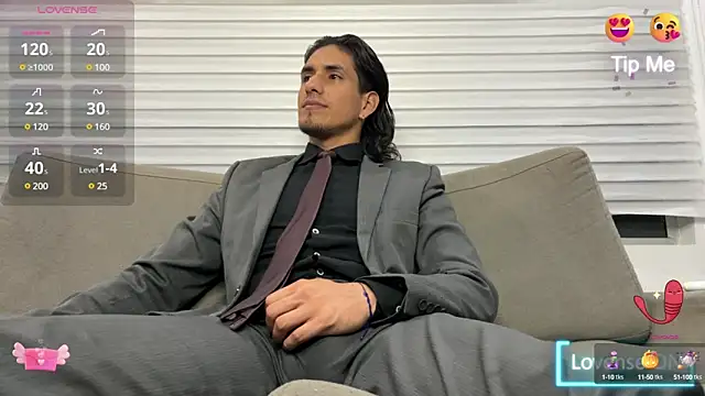 Tom blunt96 online show from February 17, 2025, 4:20 am