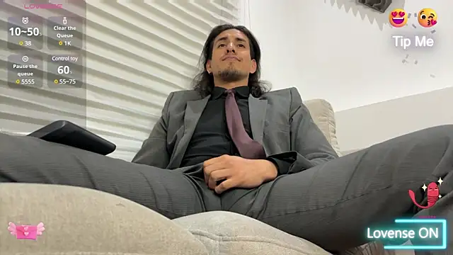 Tom blunt96 online show from February 24, 2025, 5:00 am