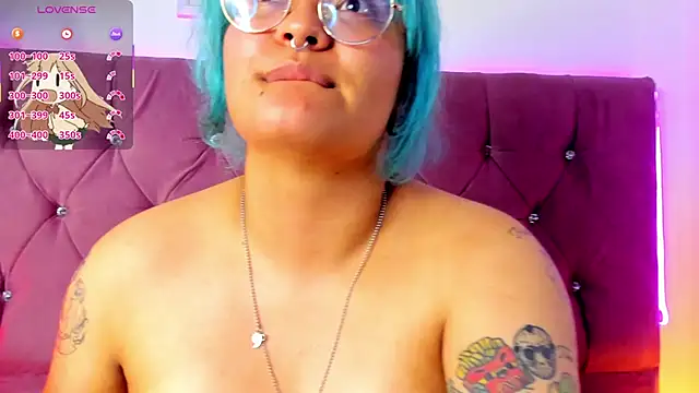 lucky-leah online show from February 27, 2025, 10:37 am