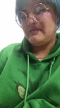 lucky-leah online show from February 20, 2026, 6:26 am