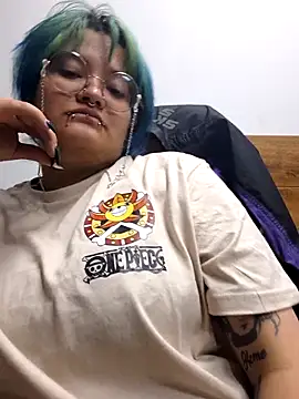 lucky-leah online show from March 17, 2026, 3:44 am