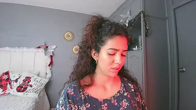 arteverena online show from December 30, 2024, 8:58 pm