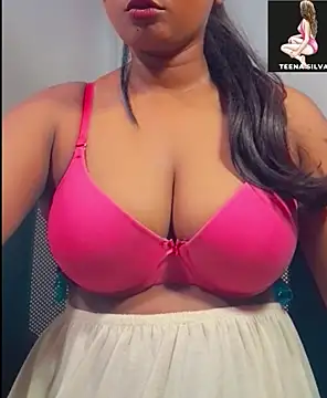 Snapshot of SLteena chatting on October 5, 2025, 3:10 pm SLteena online show from October 5, 2025, 3:10 pm