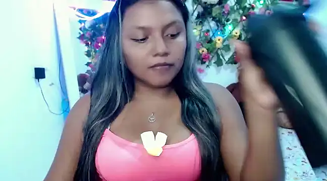 sexysusan4you online show from January 14, 2025, 11:48 pm