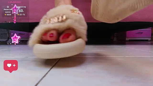 AuroraSim online show from December 3, 2025, 1:42 pm