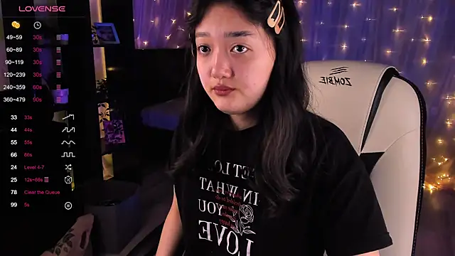 FreyaRaya online show from December 5, 2024, 9:17 am