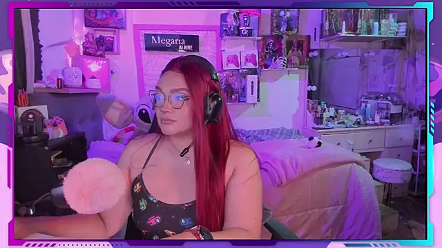 MegariaB online show from September 12, 2025, 4:12 am