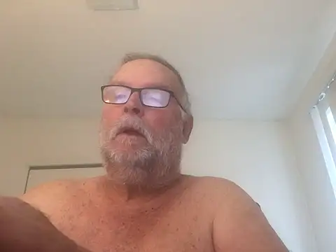 Snapshot of Drummajor chatting on June 17, 2026, 3:13 pm Drummajor online show from June 17, 2026, 3:13 pm