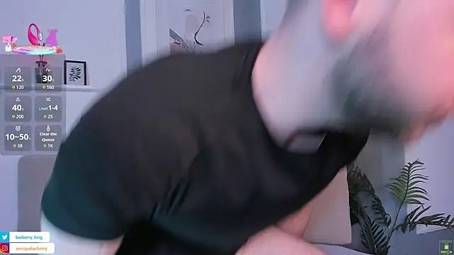 EnriqueBarberry online show from March 31, 2026, 11:21 am