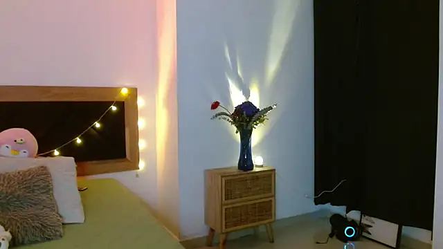 Susi bell online show from December 19, 2025, 8:27 pm